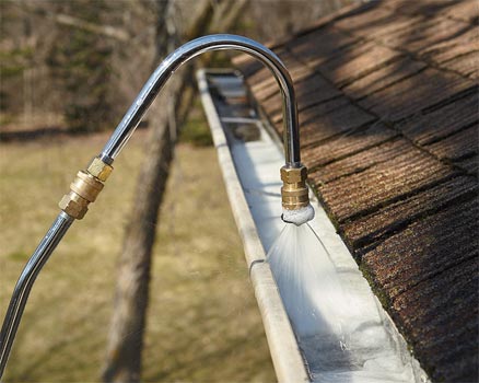 rain gutter cleaning lance for pressure washing