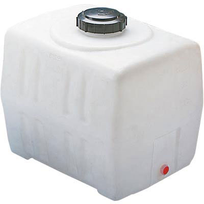 Fresh water tank for truckmounted carpet cleaning machines and sprayers