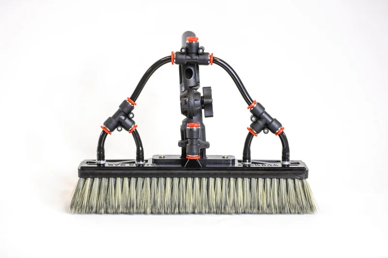 RHG T-12ALPHA-GL-STD Tucker Water Fed Brush | Tucker® Alpha Glide - 4 Pencil Jets Standard Size 11in x 3in Synthetic Bristles