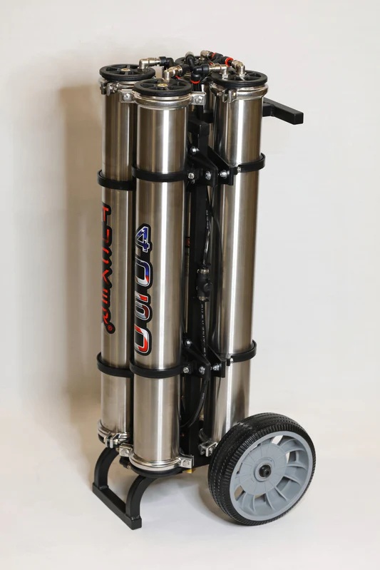 RHG T-4060-KIT-22 Tucker T-4060 4-Stage RO/DI System Kit w/ Hose Reel and Tucker-BRAVO Water Fed Pole 25ft Reach