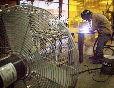 welder worker cooling