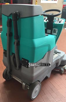 battery ride on auto scrubber rear view Compare to IPC Eagle CT110BT70 Clean time Rider