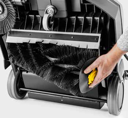 easy clean brush for battery carpet sweeper